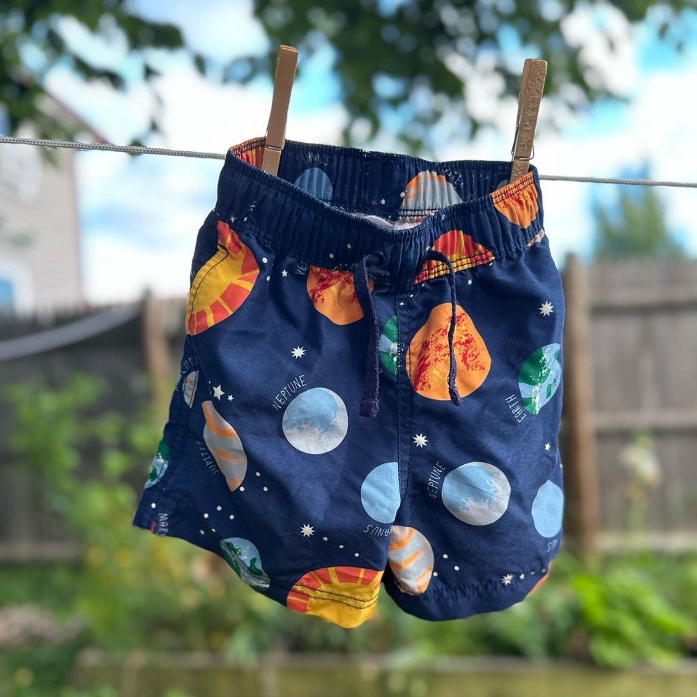 Space Themed Hanna Andersson Swim Shorts EUC Sz 3T (90)